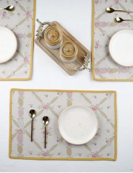 Set of 6 – Resuable placemants