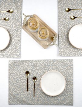 Set of 6 – Gold printed decorative placemat