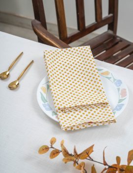 Set o 6- 16″x 16″ Gold printed cotton napkin