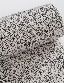 Minimal Floral Printed Table Runner – 100% Cotton