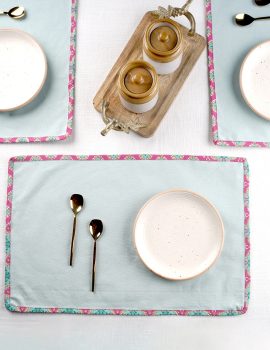 Set Of 4 – Blue With Contrast Piping Stylish Placemat Set