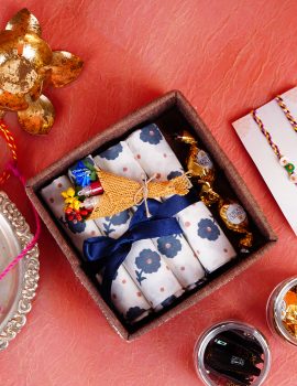 Rakhi Tray Hamper – 4 Napkin Set