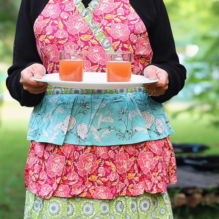 Essential Kitchen Linen: Must-Have Aprons and Towels for Every Home Chef